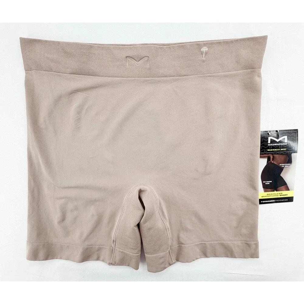 Maidenform Basically Sexy Seamless Smoothing Short Tan Nude MST003 Large NWT